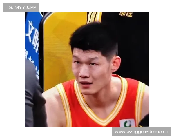 胡金秋穿着千元球鞋去菜市场砍价，那反差我笑到抽搐